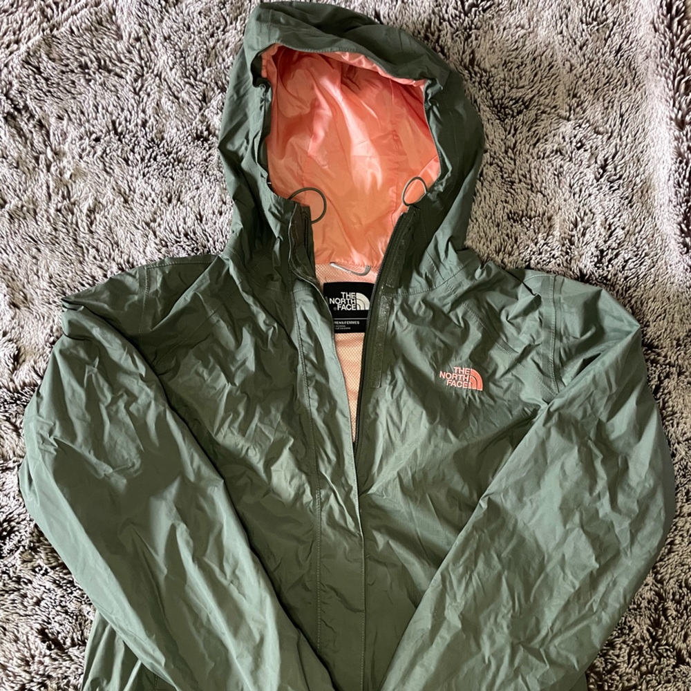 North face women’s rain jacket